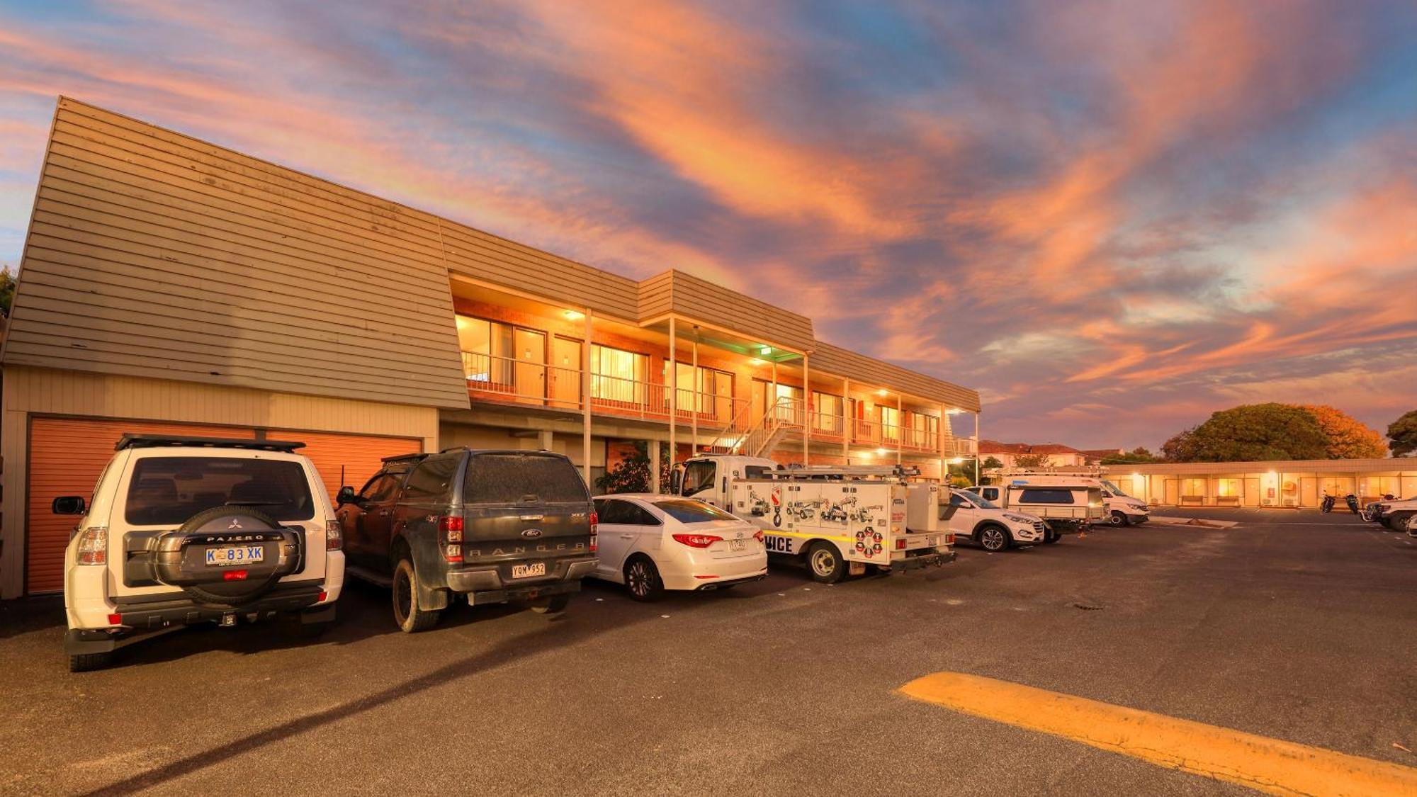 Sunrise Devonport Hotel Buitenkant foto